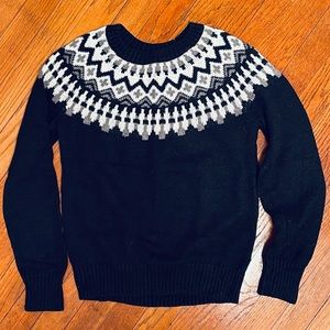 Old Navy winter sweater. Size medium